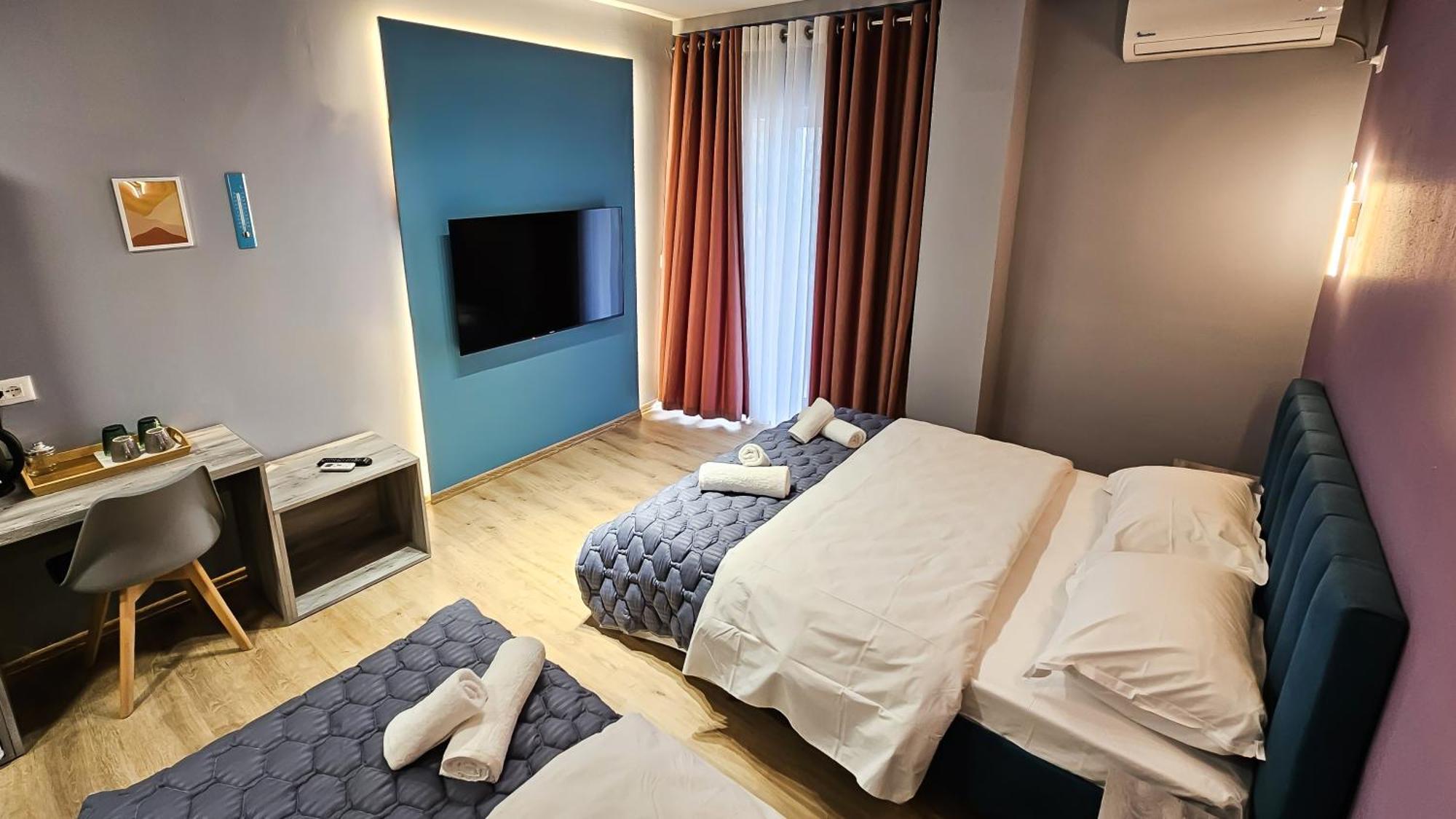 Daisy Centre Tirana