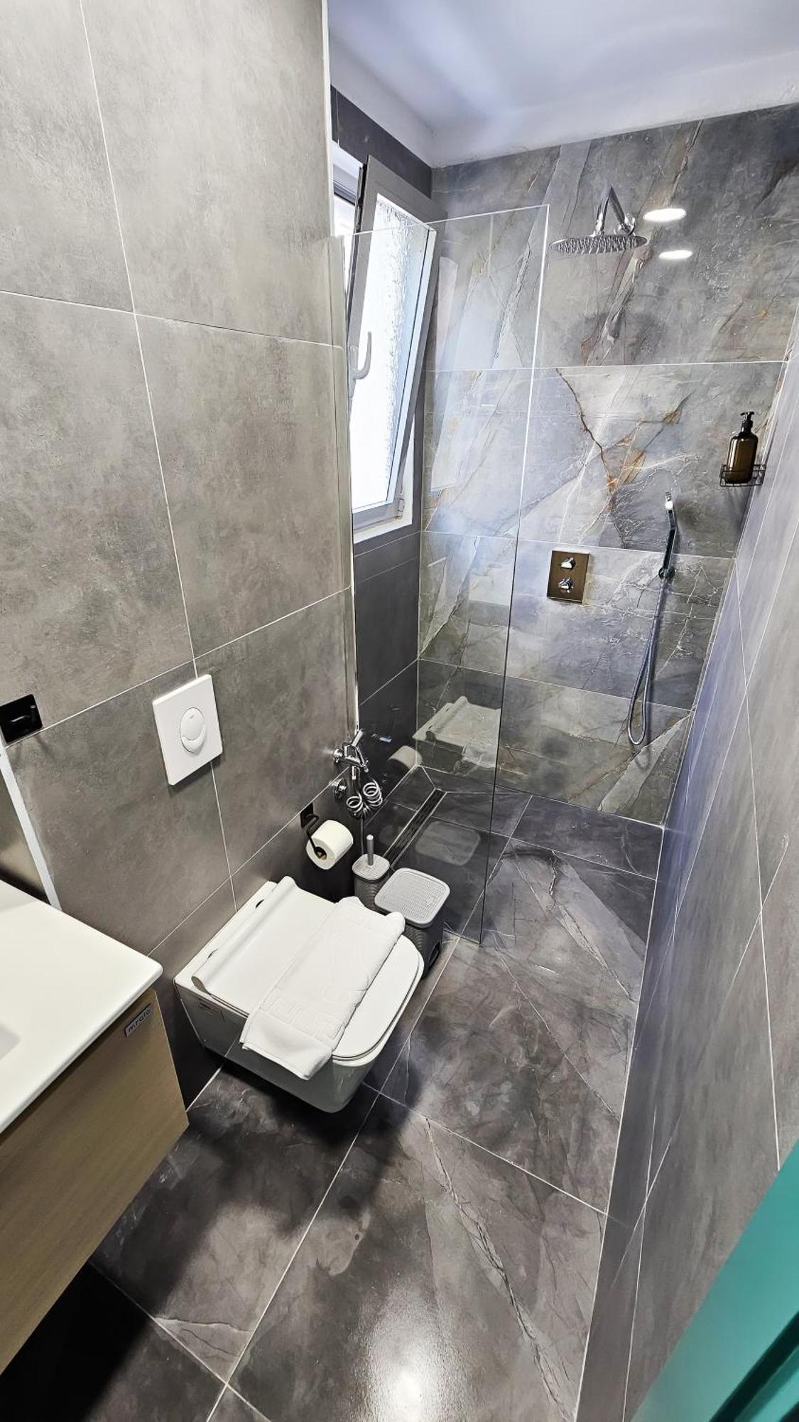 Daisy Centre Aparthotel Tirana
